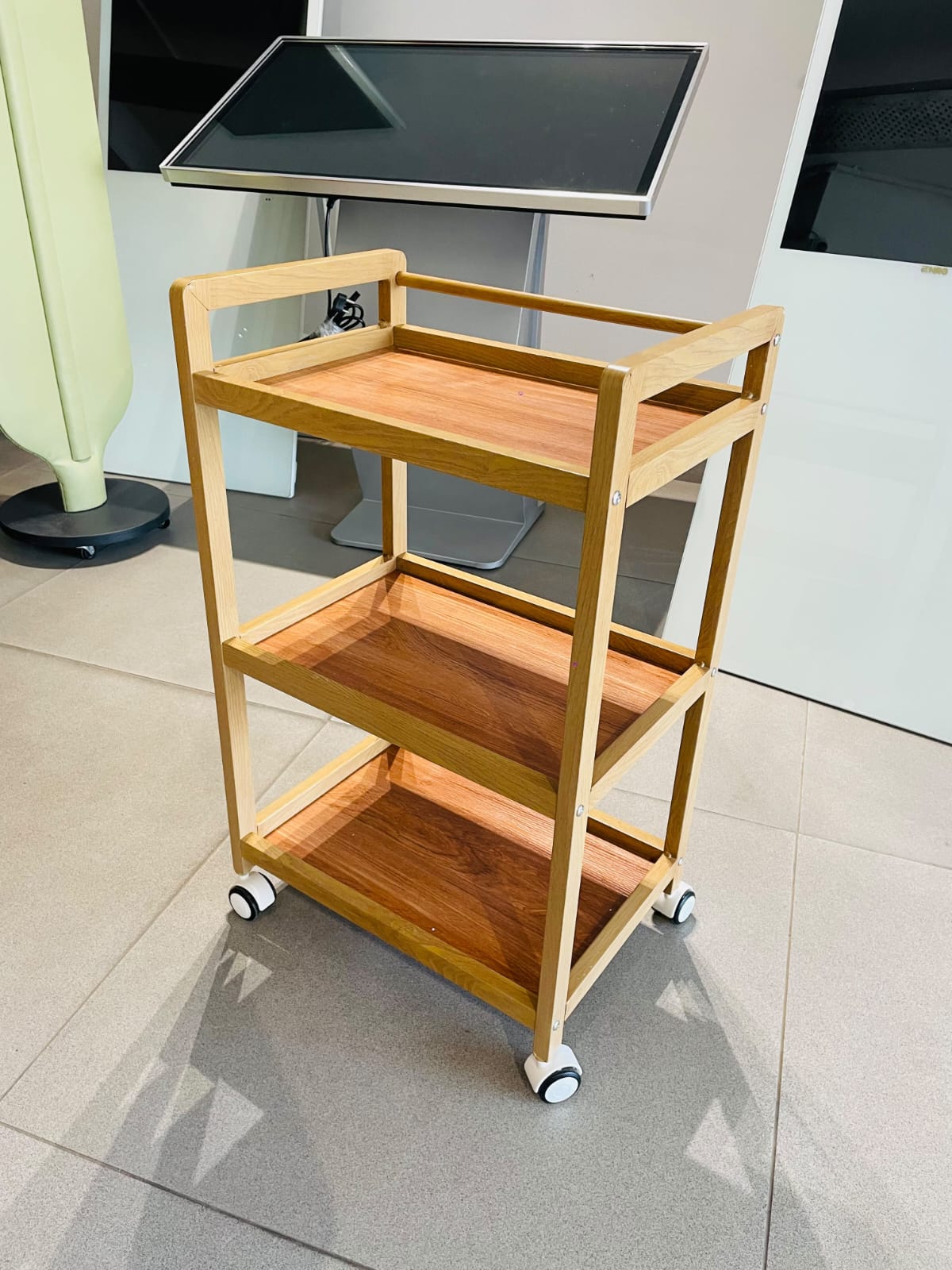 LOTUS SALON Professional Iron Trolley with Wooden Shelves Without Drawers, 4 Tier Mobile Storage with Caster Wheels for Salon, Spa & Beauty Studio – Set of 2